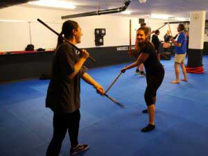 Training, Kali Techniken mit Stöcken, Hieb- und Stichwaffen, Selbstverteidigung, Kampfkunst, Fitness